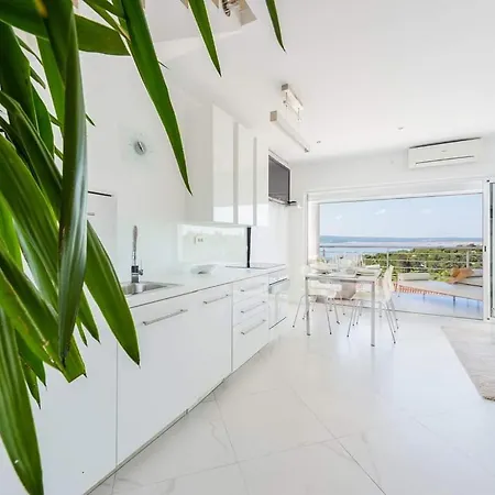 Fedora דירה דראמליי